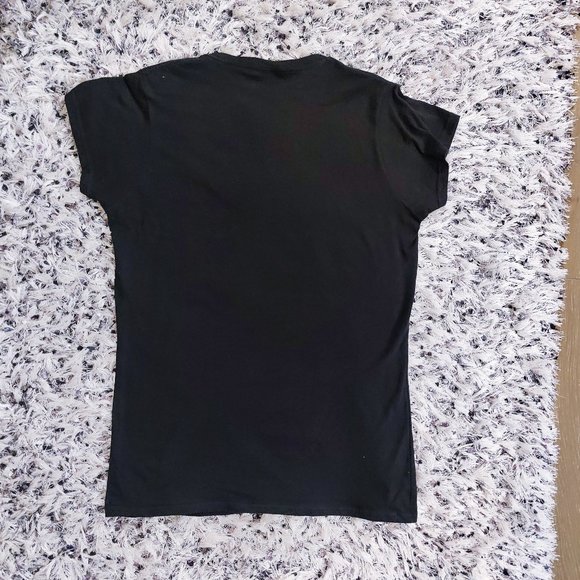 Friends Pivot T-Shirt Black - Picture 4 of 4